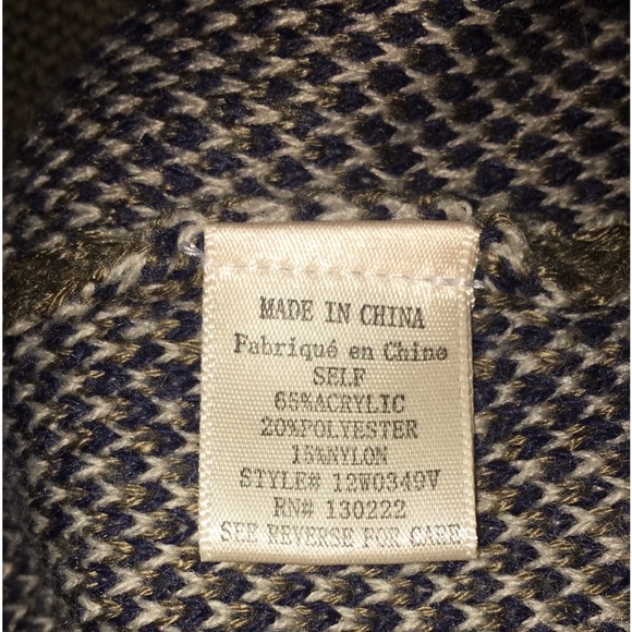 Very J women’s Small Boho Poncho Cover-Up, Southwestern Vibe, Tribal pattern - Picture 11 of 16